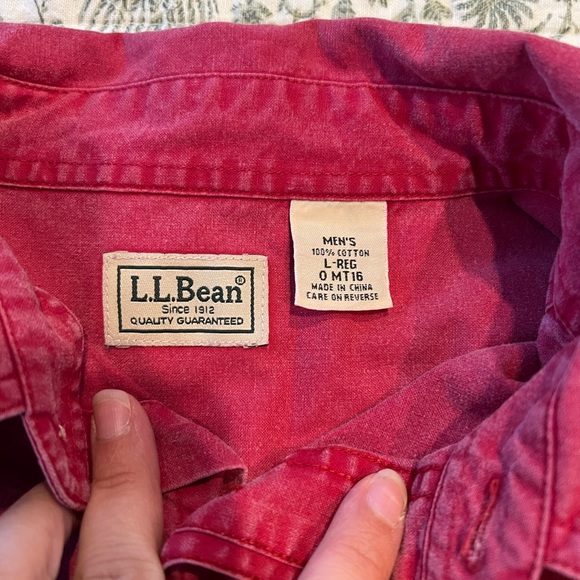 Vintage Men’s LL Bean Classic Button Down Shirt Red Size Large - Picture 10 of 10
